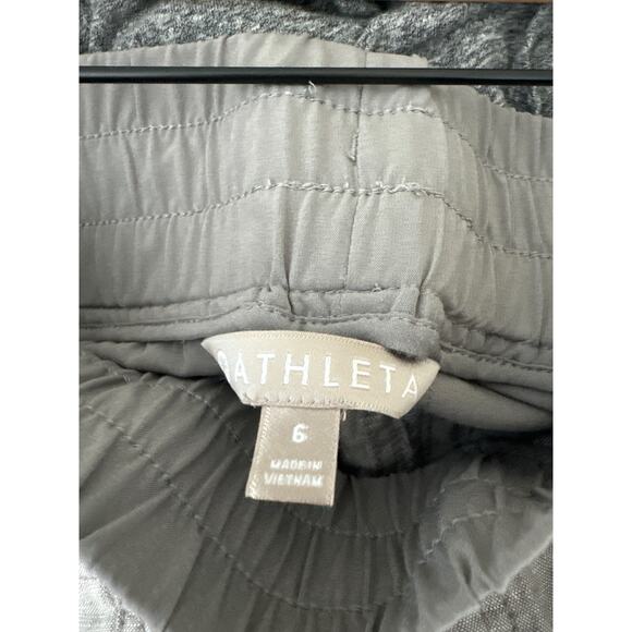 Athleta Linen Cabo Shorts 4" in Gray. Size 6 - Picture 4 of 4